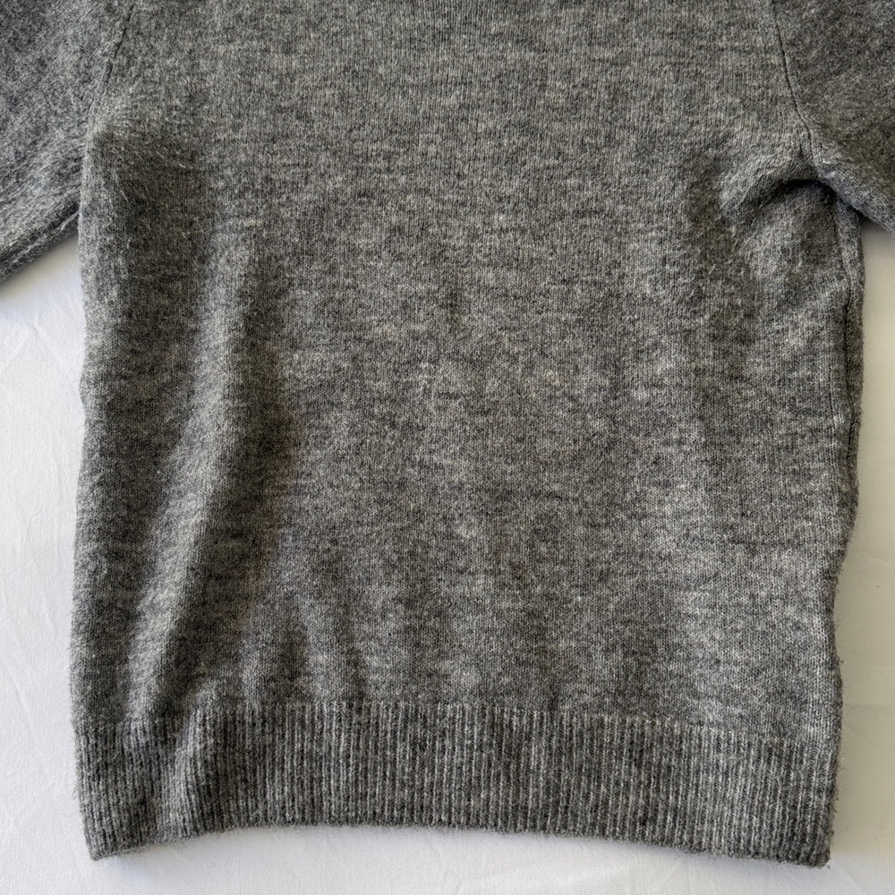 H&M Short Sleeve Sweater - Picture 3 of 5